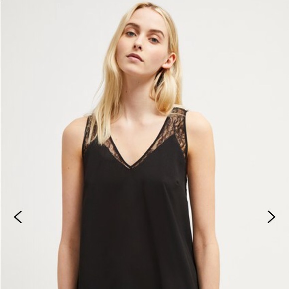 NWT Evereve French connection crêpe lace trim tank